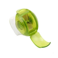 Kitchen Convenient Multi-function Small Tools Roller Garlic Chopper Manual Quick Ginger Masher Kitchen Practical Gadgets