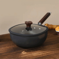 Cookware Refined Iron Square Frying Pan No Coating Flat Bottomed Stir Fry Pot with Visible Cover Wood Handle Wok Restaurant